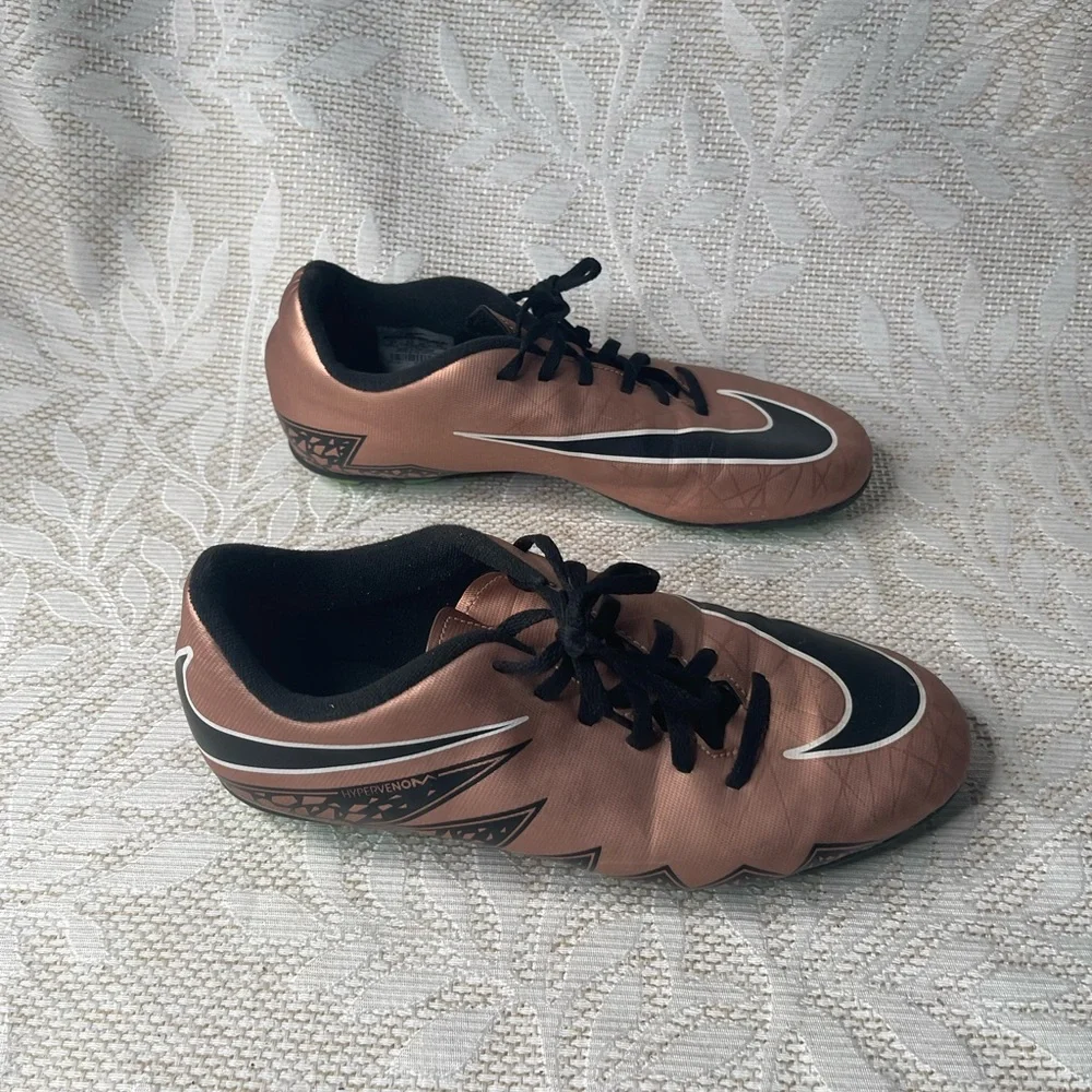 Nike Hypervenom Phade 2 FG-R GS Soccer Cleats Shoes Youth 6 /6Y